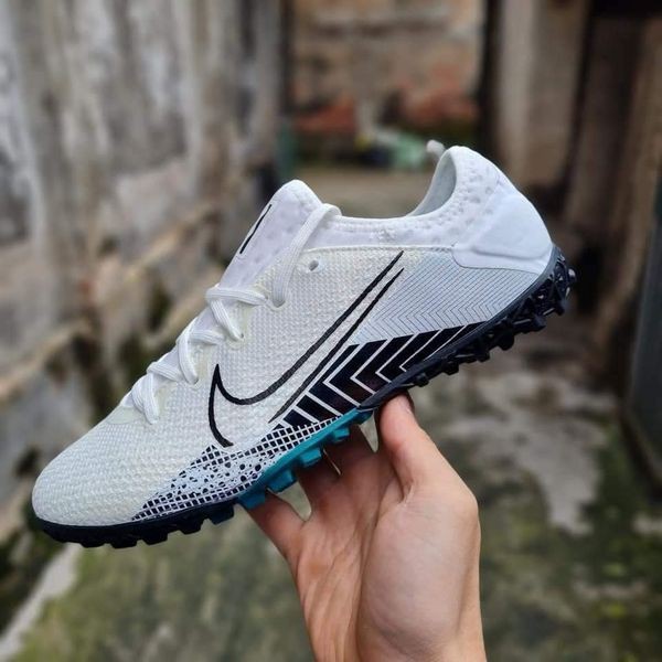 Giày Bóng Đá Mercurial Vapor 13 Pro trắng đế đen TF