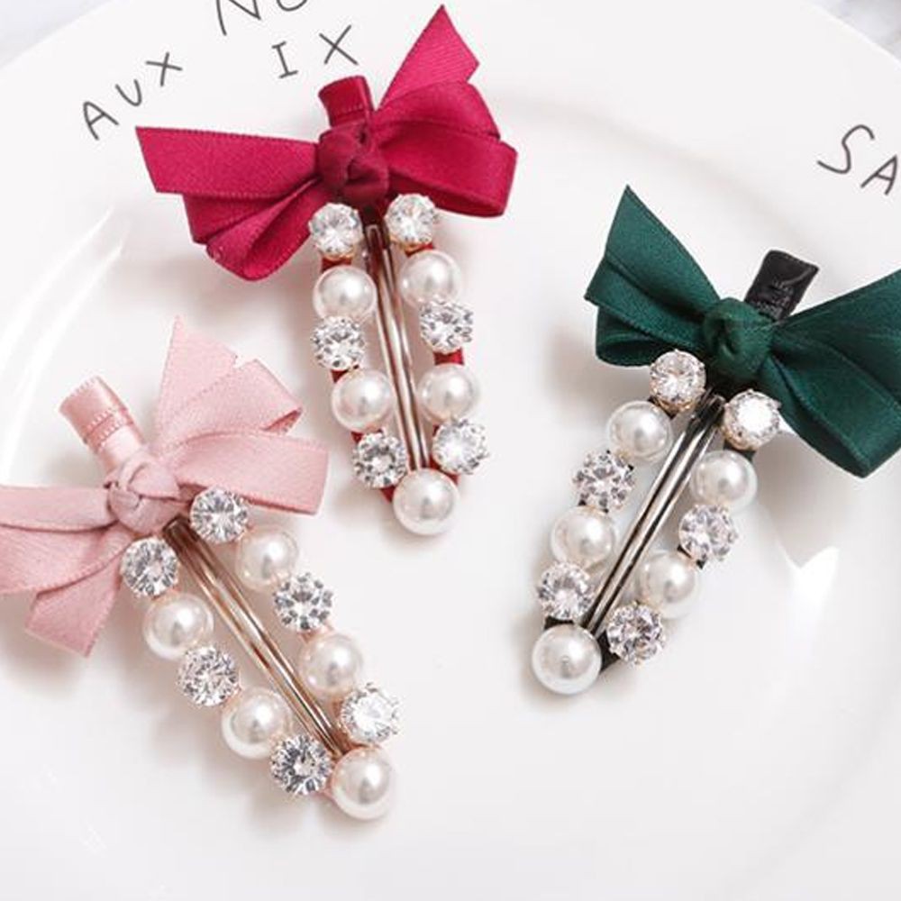 Kẹp tóc ngắn đính đá và ngọc trai