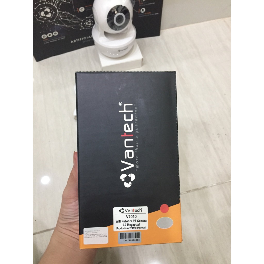 Camera IP WIFI Robot hồng ngoại không dây 2.0 Megapixel VANTECH V2010+ thẻ nhớ 32gb