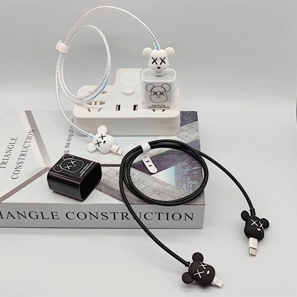 Bộ 4 Món Vỏ Silicon Chống Sốc Hình Gấu Hoạt Hình Dễ Thương Bảo Vệ Cáp Sạc Dữ Liệu Cho Apple iphone 18W/20w