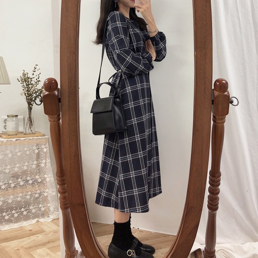 Đầm caro tay dài phong cách thanh lịch cho nữ