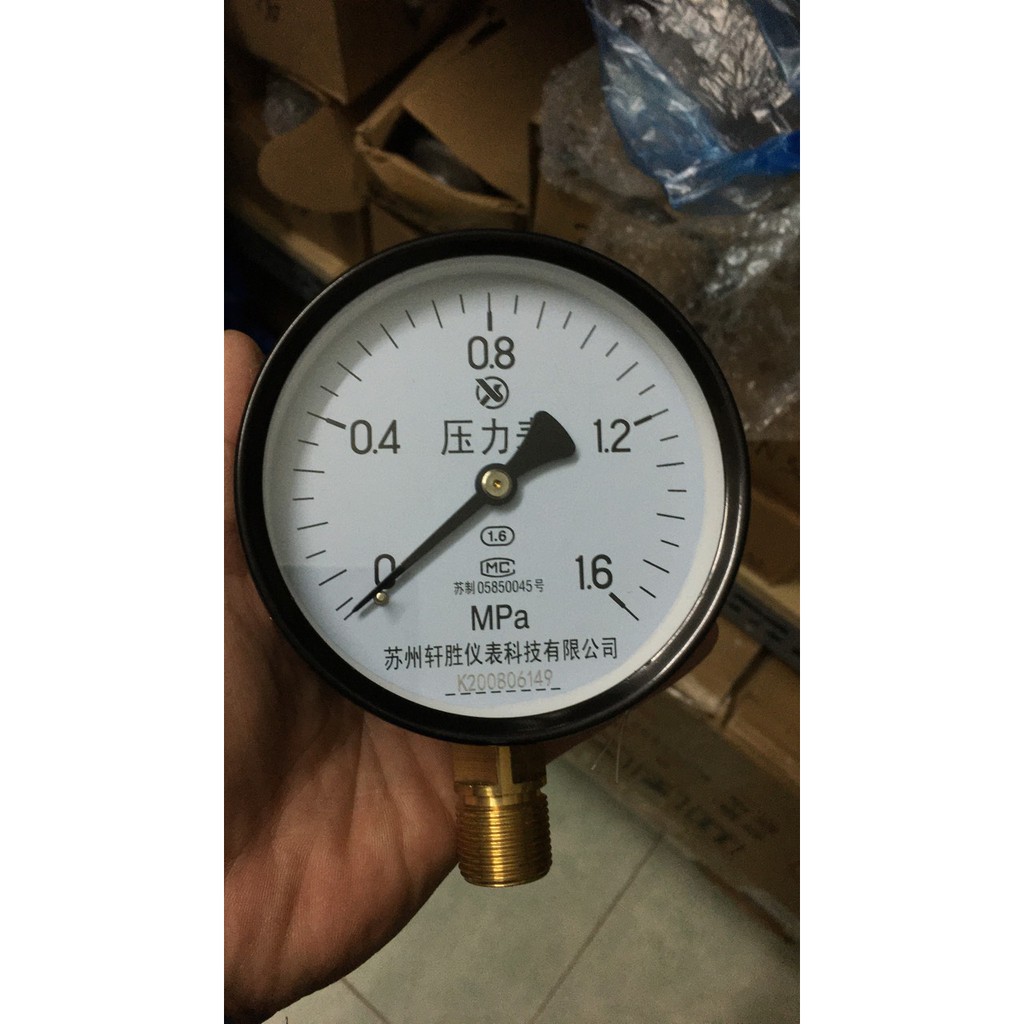 Đồng hồ áp suất Y100