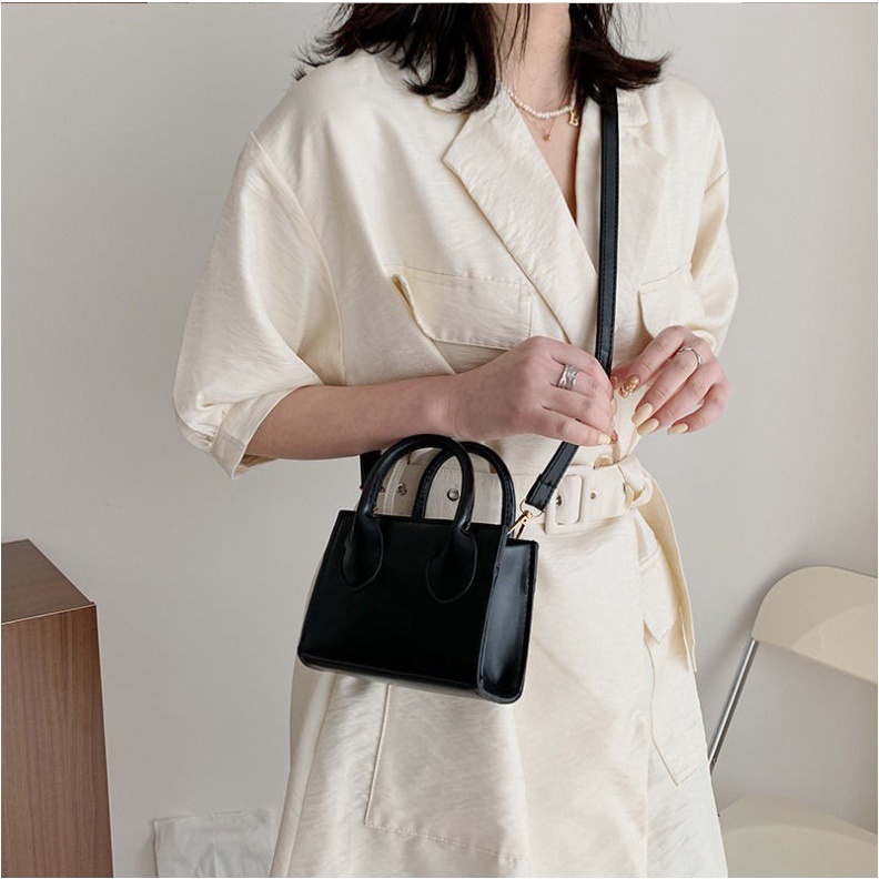 Túi xách nữ đeo vai đeo chéo mini chất da mềm mịn Capucha T88