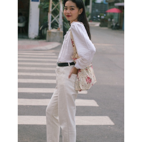 Ariustees- Quần Creamy Straight Jeans