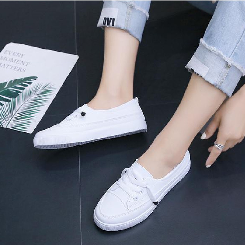 [ Có hình thật] Giày lười nữ màu trắng chất liệu da phối vải TTT01