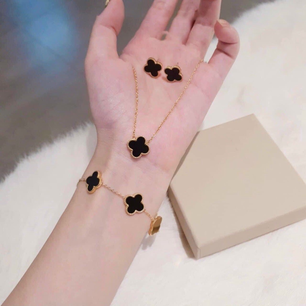 Set titan 3 món bông tai - lắc tay - vòng cổ hình cỏ 4 lá nhiều màu 🍀 🍀 🍀