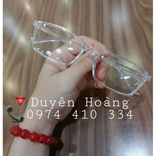Kính giả cận trong suốt