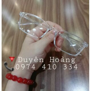 Kính giả cận trong suốt