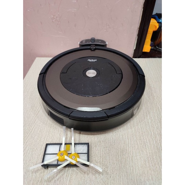 Robot hút bụi iRobot Roomba 890 lướt xách Nhật