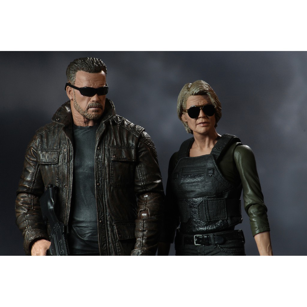 Mô hình Neca Terminator Dark Fate T-800, Sarah Connor