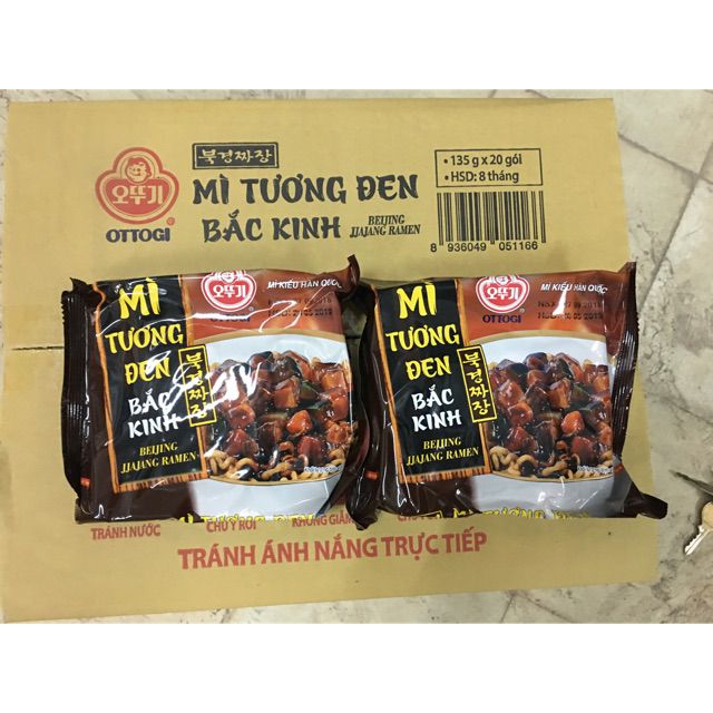 Mì trộn tương đen Hàn Quốc 135g | BigBuy360 - bigbuy360.vn