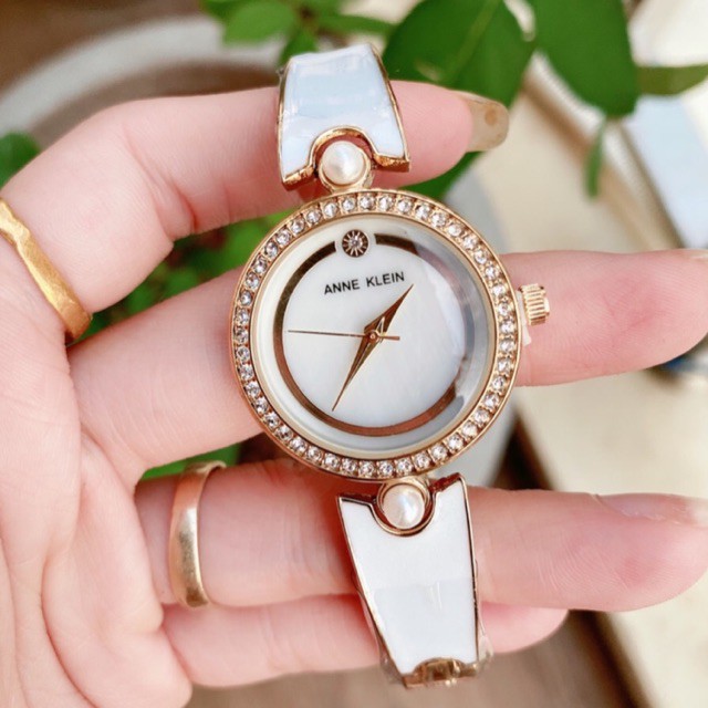 Đồng hồ ANNE KLEIN nữ mặt tròn viền đá sang chảnh