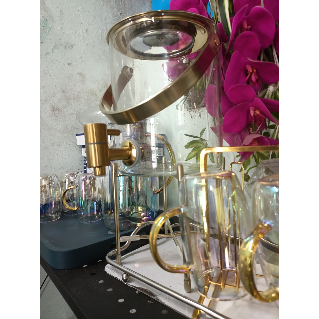 BÌNH THUỶ TINH CAO CẤP CÓ VÒI RÓT GIÁ CHÂN ĐẾ SẮT