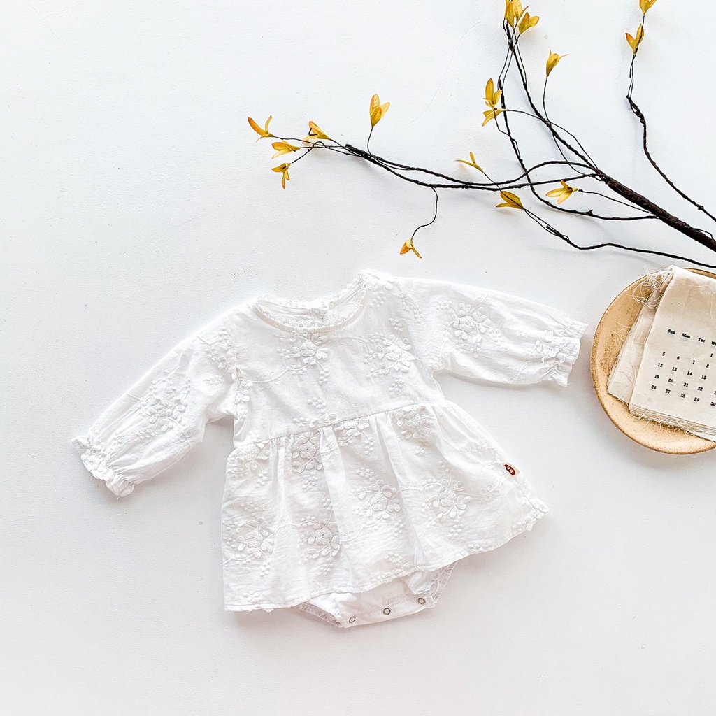 Bộ áo liền quần tay dài phối ren xinh xắn cho bé gái sơ sinh