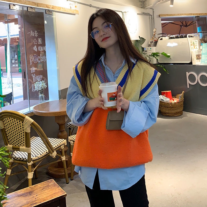 Áo dệt kim sát nách dáng rộng phối màu tương phản kiểu Hàn Quốc thời trang cho nữ