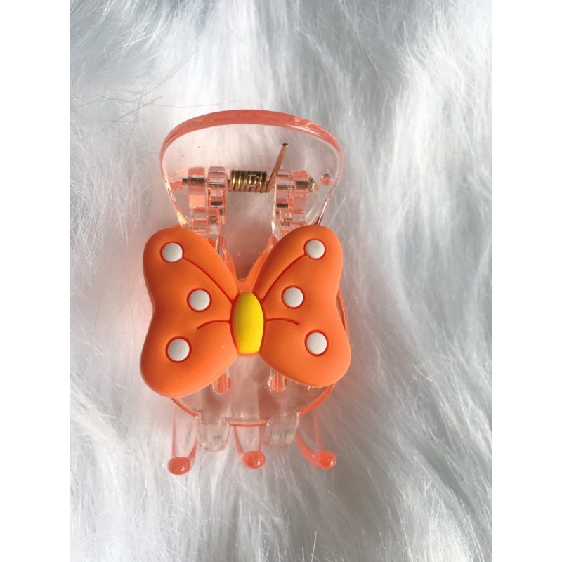 Kẹp càng cua trong 5 răng hình bướm