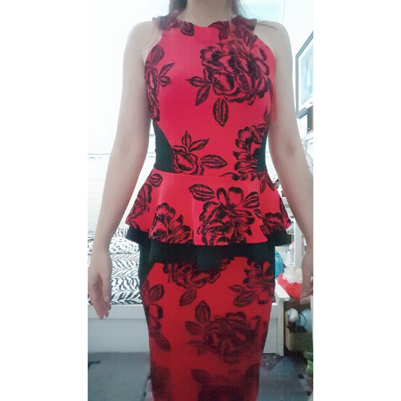 Thanh lý đầm body size S kim tuyen cao cap,nguyen tag