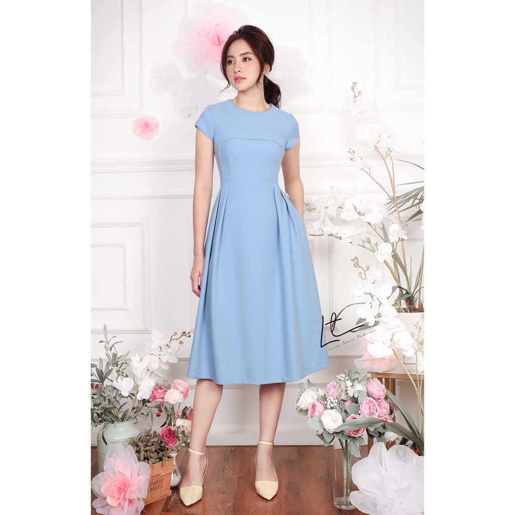 VÁY XÒE CÚP NGỰC XẾP LY CÂN XỨNG | BigBuy360 - bigbuy360.vn