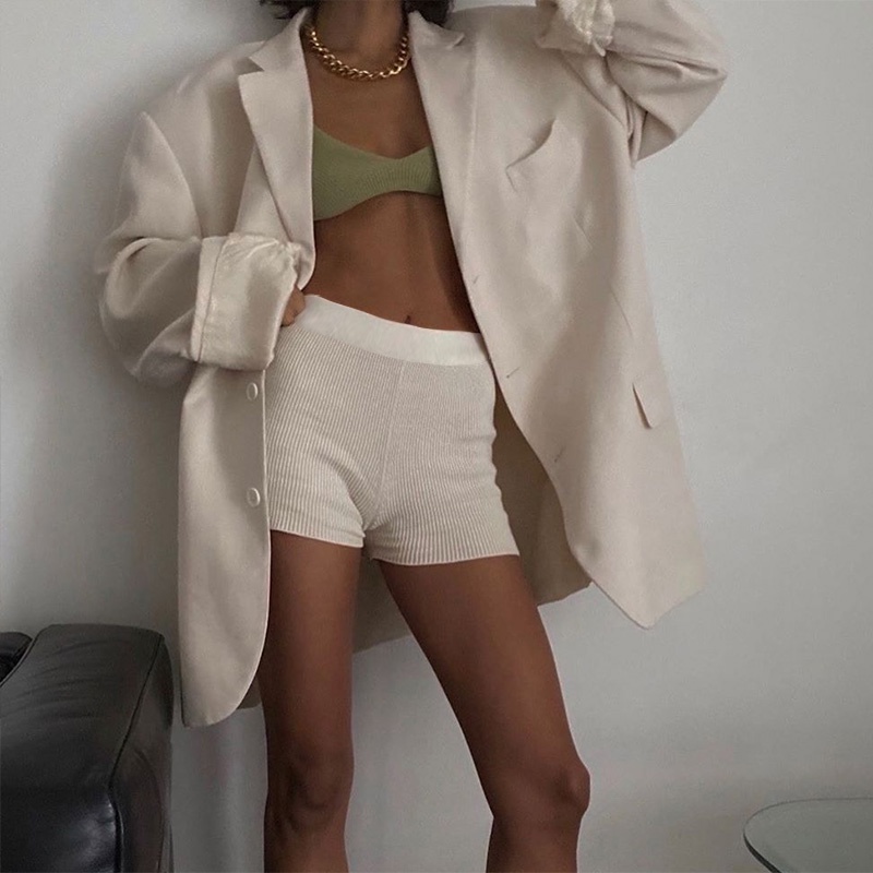 Quần Đùi Thời Trang Gợi Cảm Độc Đáo Cho Nữ