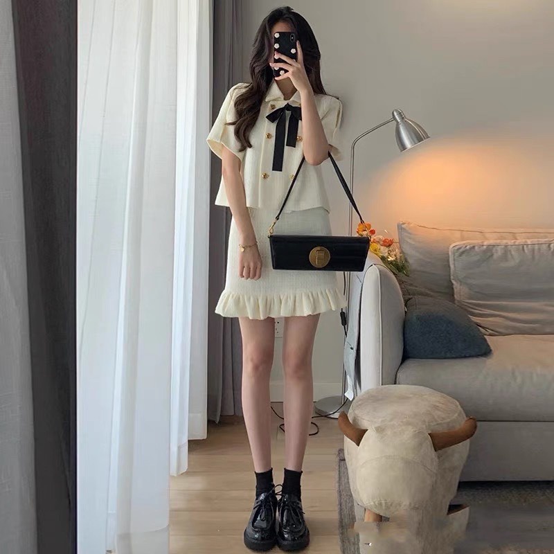 : Set line VINGTAGE  chất dạ mịn mát cổ nơ mix chân váy chữ A kèm ảnh thật trải sàn