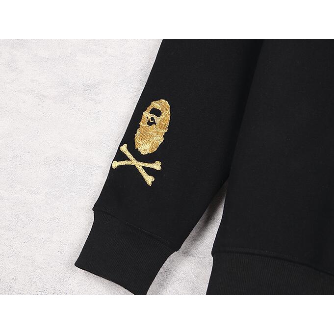 Áo sweater cổ tròn thêu hình Bape thời trang