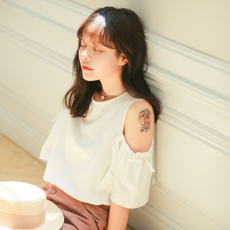 Áo phông trơn hở vai