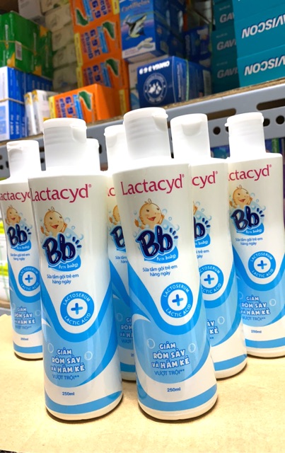 Sữa tắm Lactacyd BB