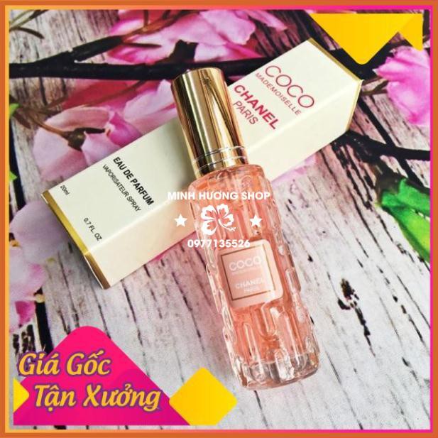 Nước hoa các hương thơm giữ mùi lâu