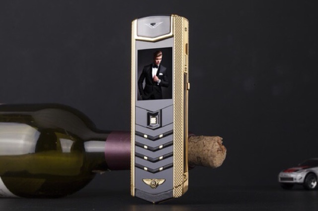 Điện Thoại VT V9 Viền Sần Bao Giá Toàn Quốc | BigBuy360 - bigbuy360.vn