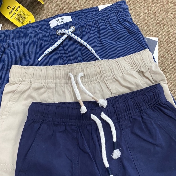 P53 Quần short bé trai kaki Crown & Ivy