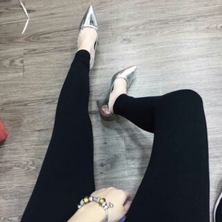 Combo 2 chiếc quần legging hàng xuất