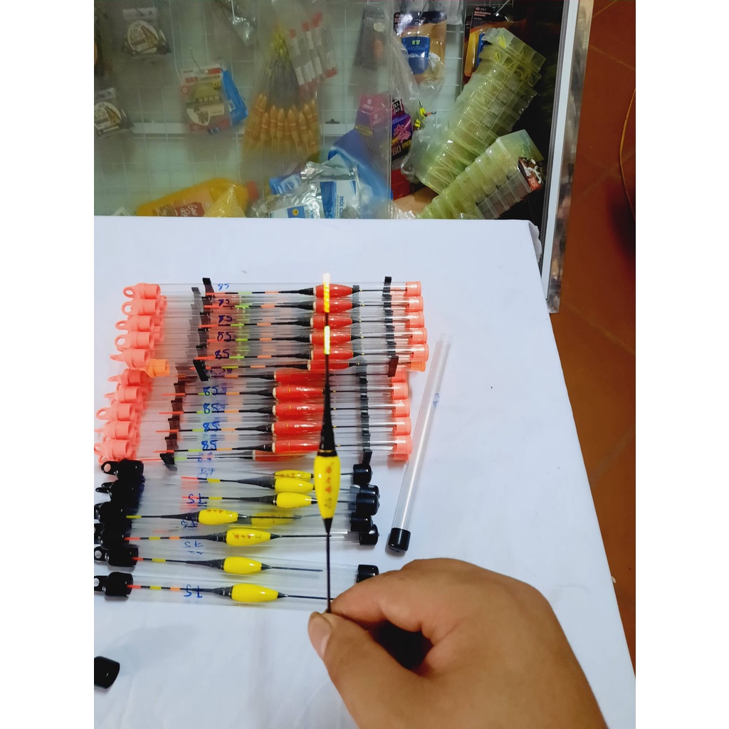 Phao ngày đêm ngắn chuyên nước nông nhỏ gọn cực kì tiện dụng