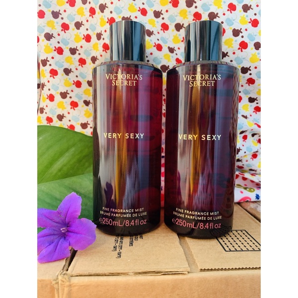 Xịt thơm Victoria’s Secret Very Sexy 250 ml