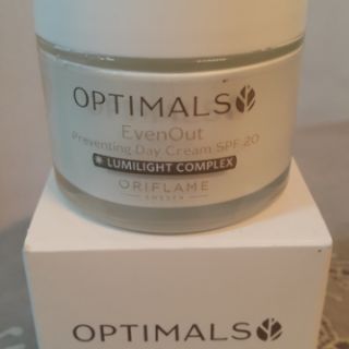 KEM DƯỠNG DA BAN NGÀY  - Optimals