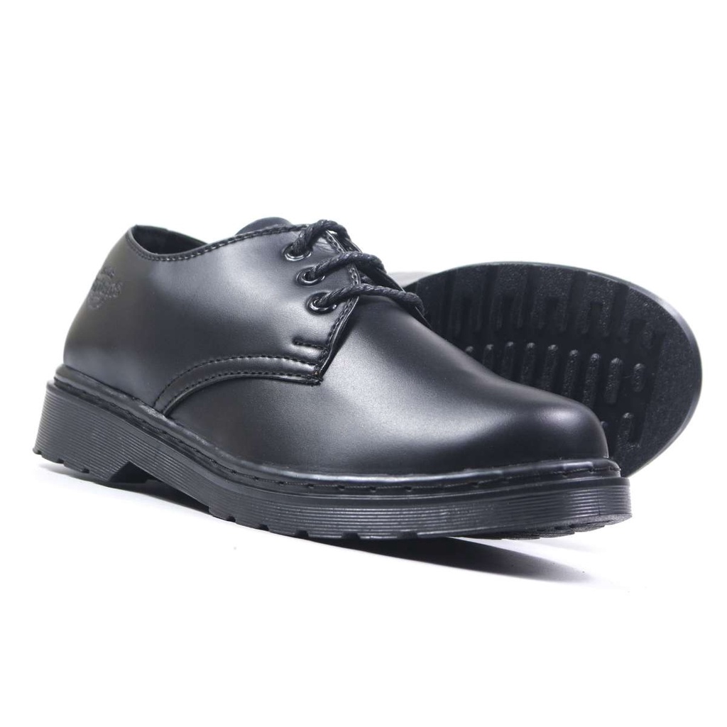 Giày da Dr 1461 All Black Lucas Shoes, kiểu dáng đốc trẻ trung đủ size cho nam nữ, da bóng, cao 3.5cm khâu đế