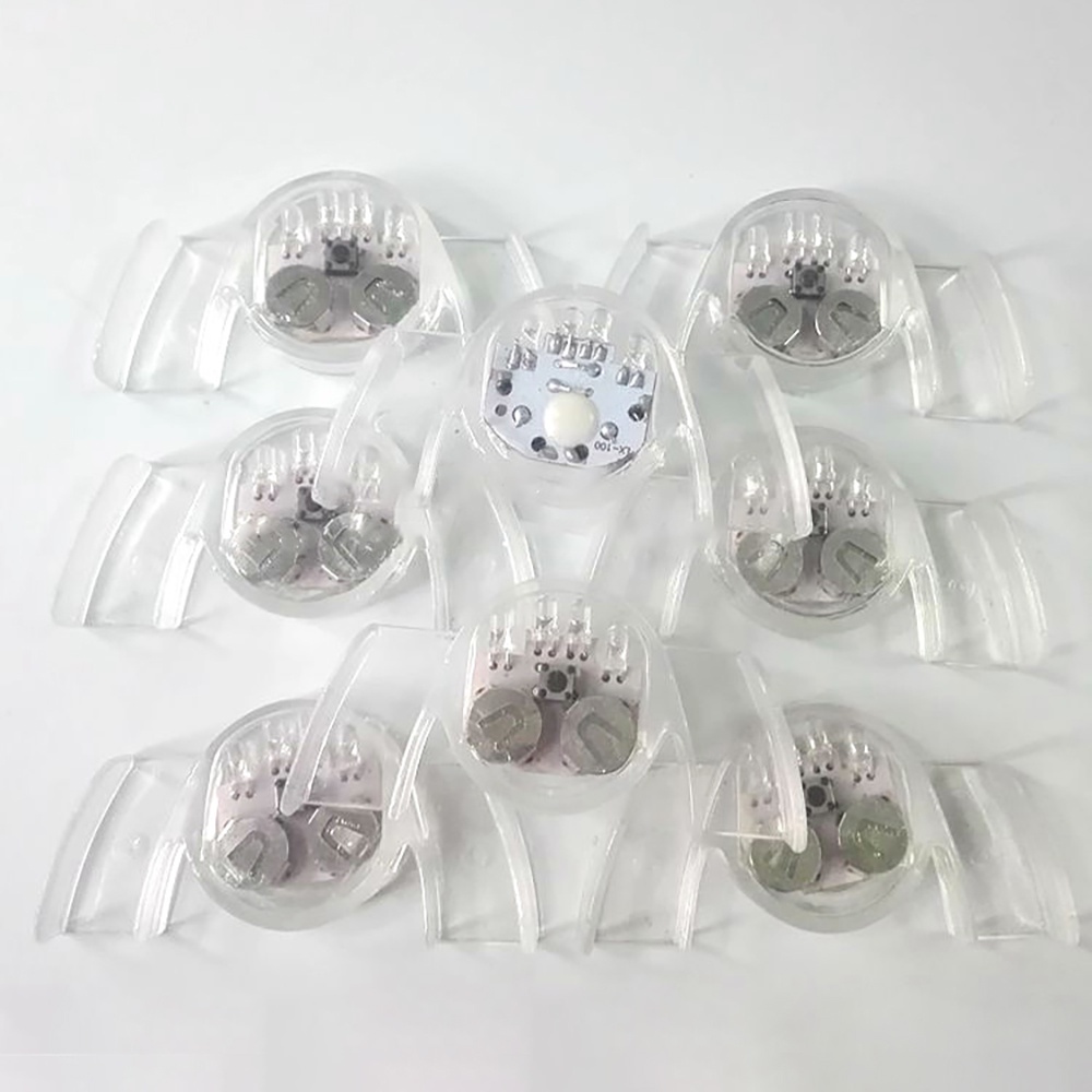 Niềng răng có đèn led chiếu sáng dành cho bữa tiệc/ lễ hội