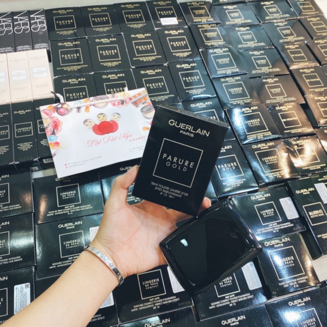 Phấn phủ GUERLAIN PARURE GOLD 01