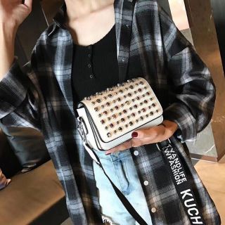 Túi đinh hộp