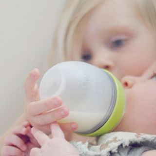Bình sữa silicone Mỹ 150ml/250ml (chính hãng)