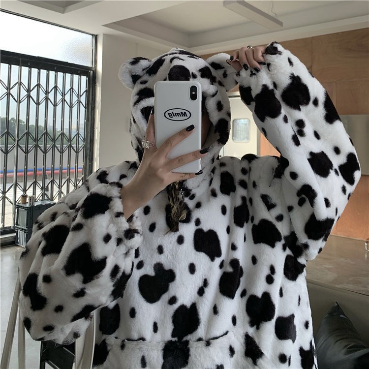 Áo Hoodie Lông Dáng Dài Họa Tiết Bò Sữa Thời Trang 2020