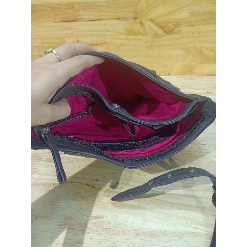 Túi đeo vai da thật secondhand  220108