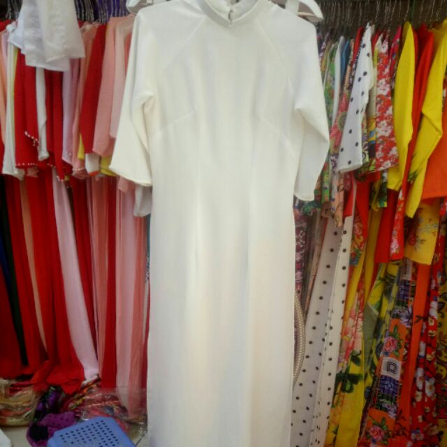 Áo dài truyền thống