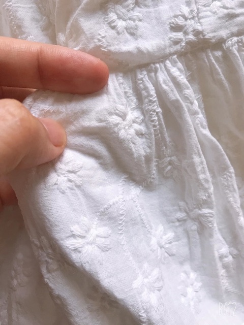 Váy Trắng Hai Dây Thêu Hoa Vintage | BigBuy360 - bigbuy360.vn