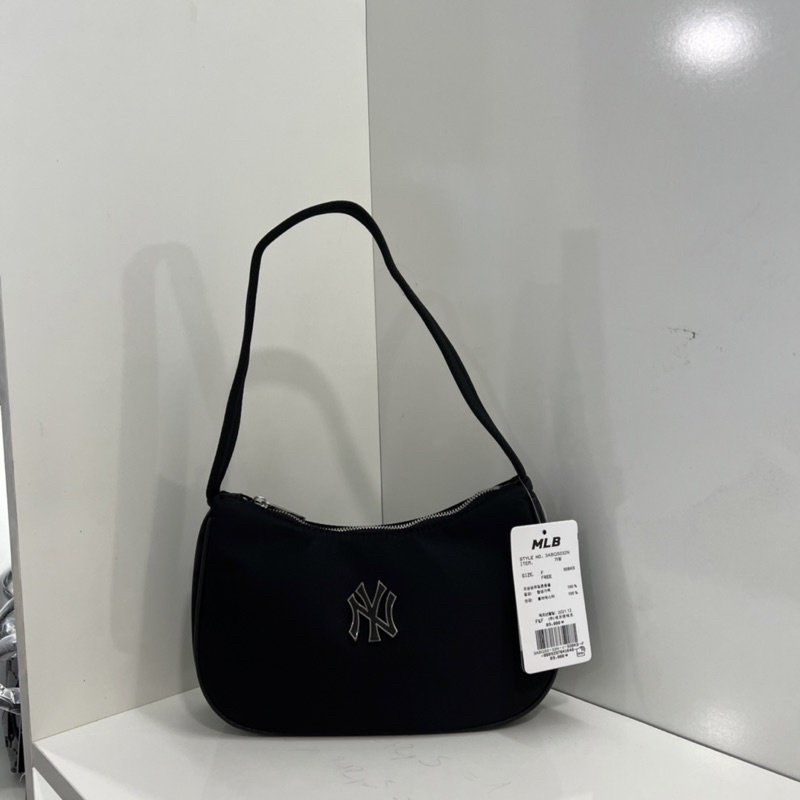 TÚI KẸP NÁCH VẢI M L N LOGO KIM LOẠI CAO CẤP TQXK