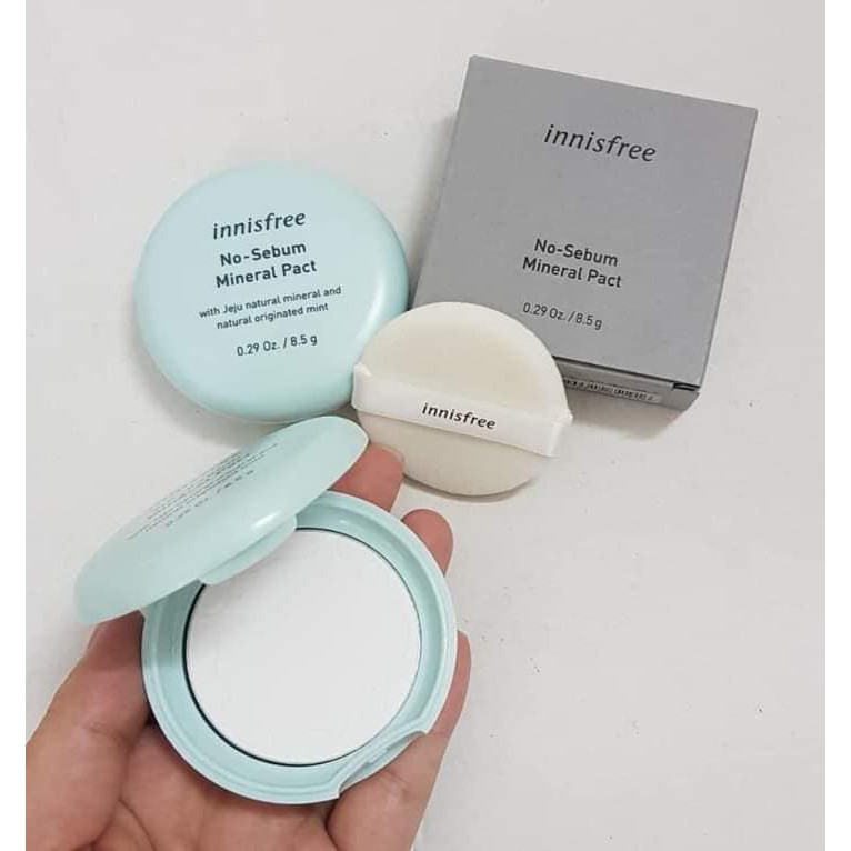 Phấn phủ kiềm dầu Innisfree No Sebum Mineral Pact dạng nén