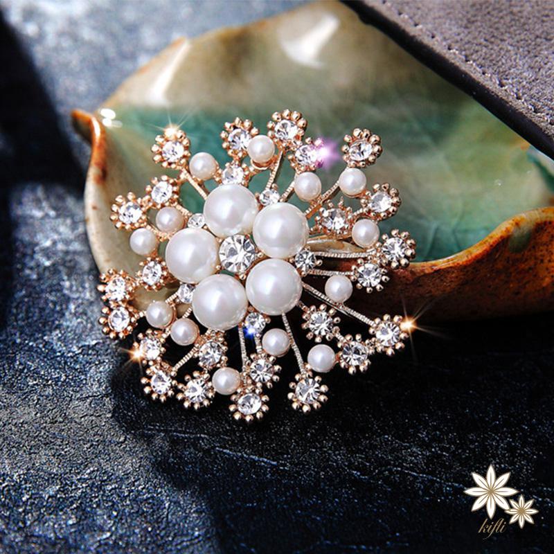 【kifli】Ghim gài áo hình hoa tuyết mạ vàng đính đá và ngọc trai nhân tạo phong cách Hàn Quốc