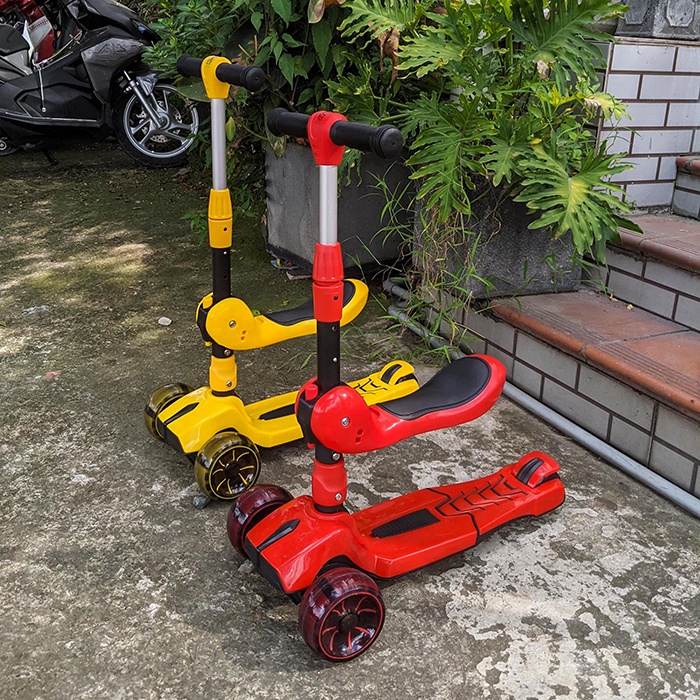 Xe trượt scooter 2 trong 1 cho bé HD-217