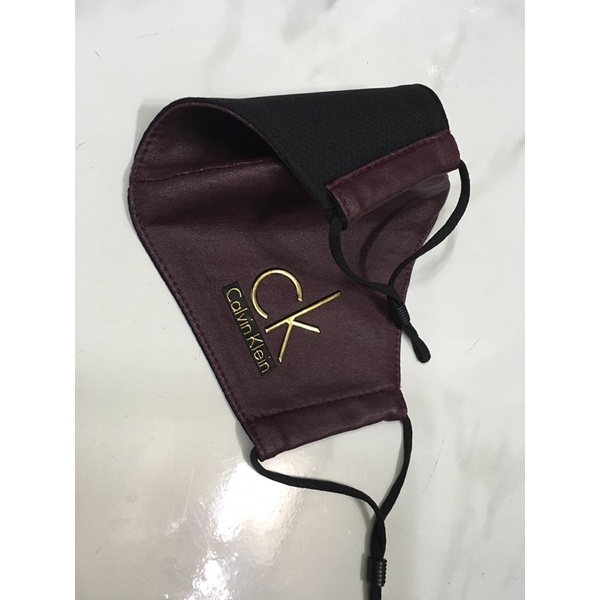 Khẩu trang da in logo quản quang , vàng size người lớn - Khẩu trang thời trang cao cấp