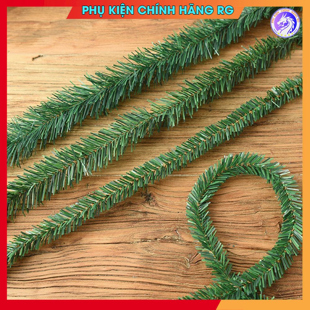 Dây lá thông xanh 9m trang trí giáng sinh tạo hình cây thông noel treo tường