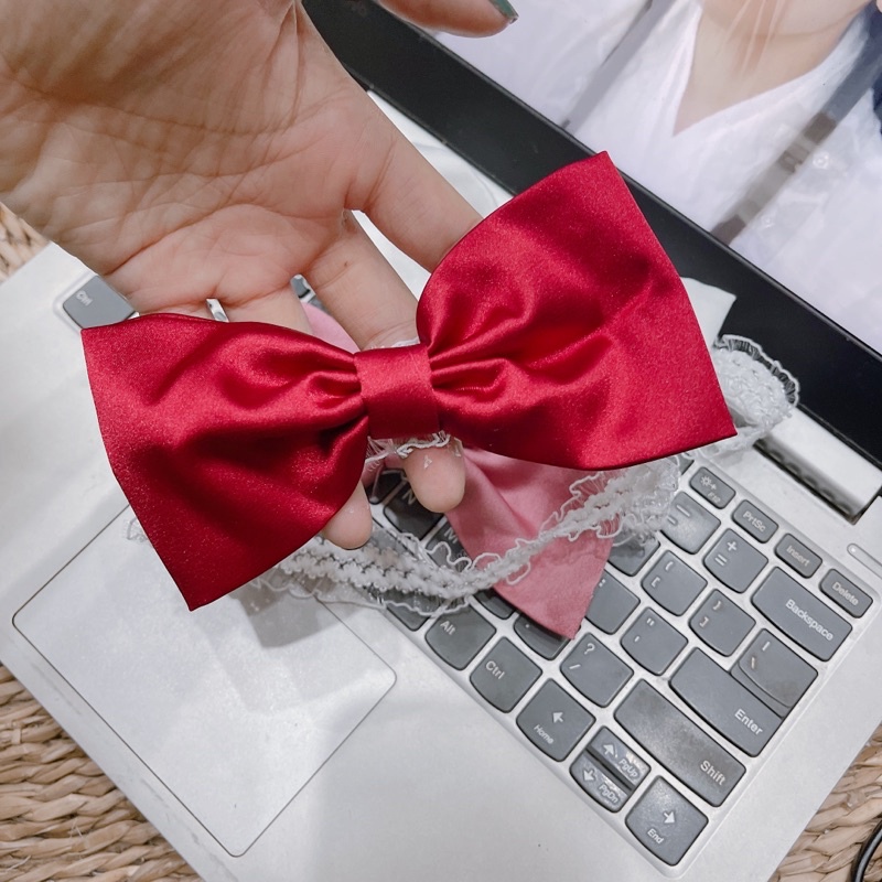 Bờm - cài ngọc cho bé yêu phối váy sang chảnh